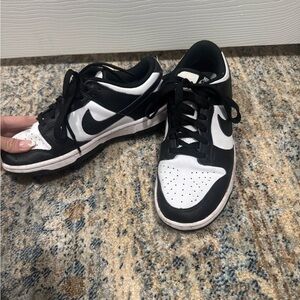 Nike panda dunks